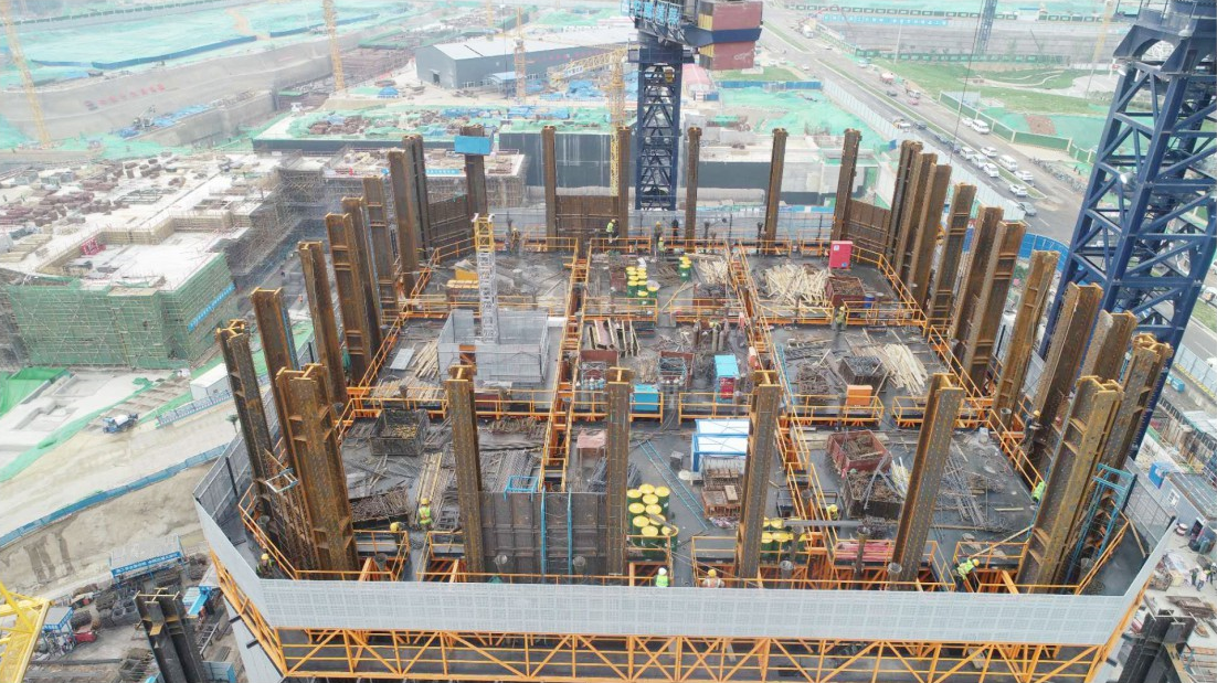 超高层山东国际金融中心（IFC）钢结构安装工程